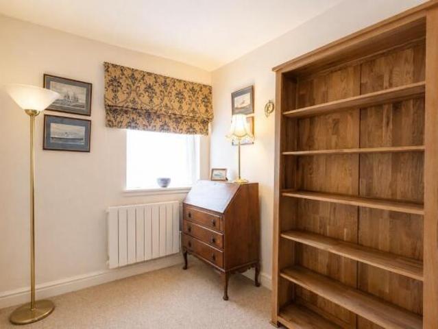 3 bedroom flat for sale in Norwood Park, Bearsden, G61 2RZ, G61