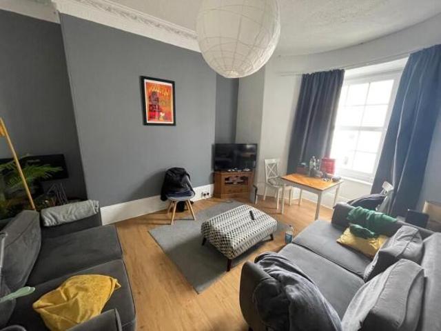 3 bedroom flat for sale in Radnor Place, City Centre, PL4