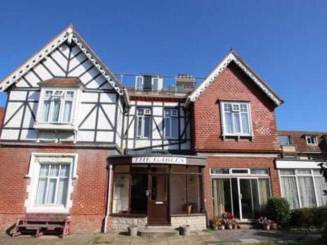 3 Bedroom Flat For Sale In Swanage