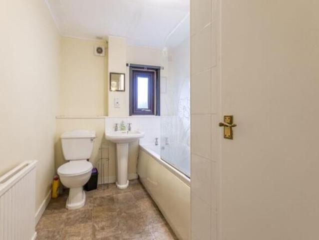 3 bedroom flat for rent in 1665L St David's Place, Edinburgh, EH3 8AQ, EH3