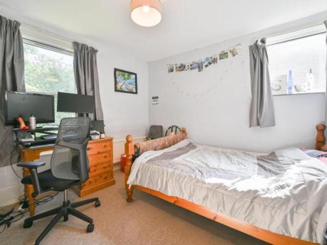 3 bedroom flat for rent in Tierney Road, Streatham Hill, London, SW2