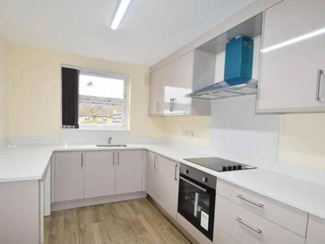 3 bedroom flat for rent in Bell Lane Eton Wick Windsor SL4