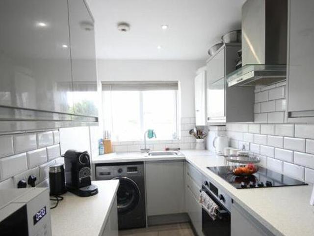 3 Bedroom Flat For Rent In Church Lane