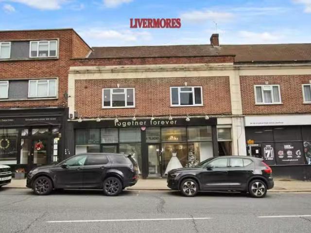 3 bedroom flat for rent in Crayford High Street, Crayford, Ken.