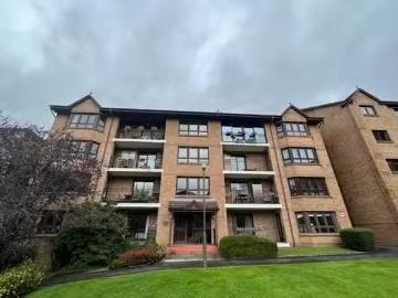 3 bedroom flat for rent in Craigend Park, Edinburgh, EH16