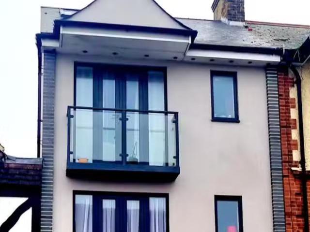 3 bedroom flat for rent in High Street, Broadstairs, CT10
