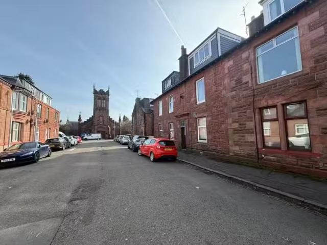 3 bedroom flat for rent in Leven Street, Renton, Dumbarton, G82