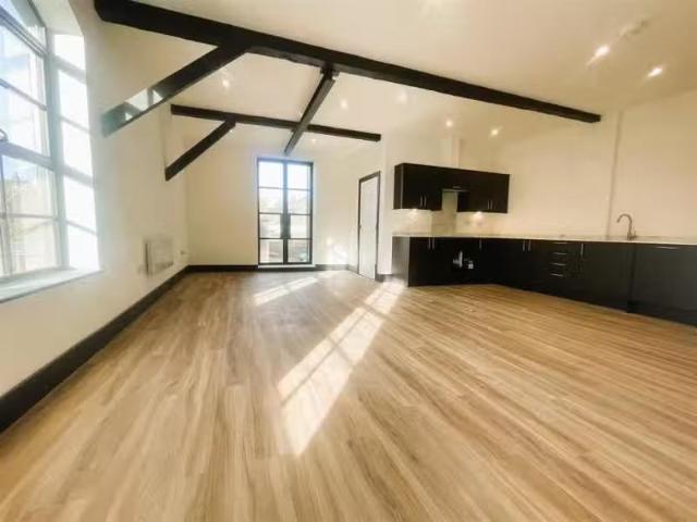 3 bedroom flat for rent in Monkton Place, Ramsgate, CT11