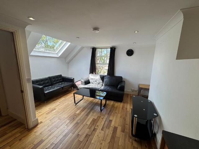 3 bedroom flat for rent in Otterburn Villas, Newcastle Upon Tyne, NE2