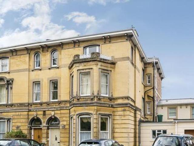3 Bedroom Flat For Rent In Pittville, Cheltenham