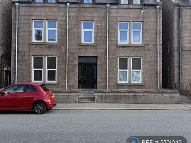 3 bedroom flat for rent in Prince Street, Peterhead, AB42