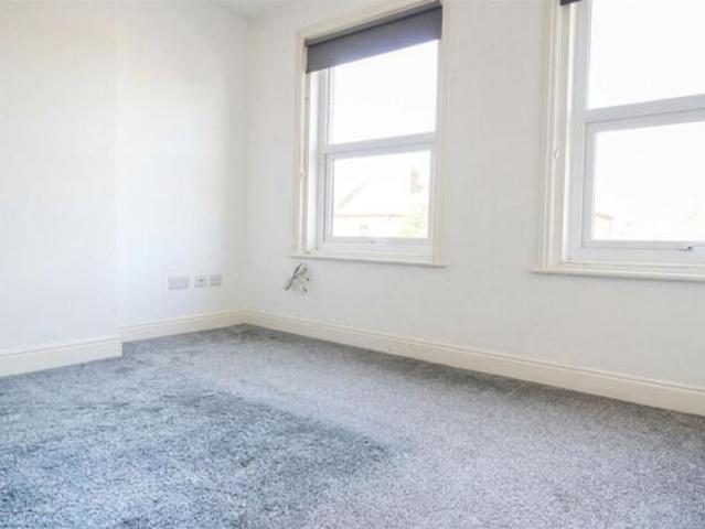 3 bedroom flat for rent in Silverdale Road, Balmoral House, BN20
