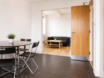 3 bedroom flat flat/apartment To Let in Willesden