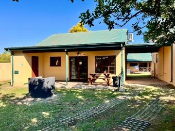 3 Bedroom Flat in Bela Warmbaths