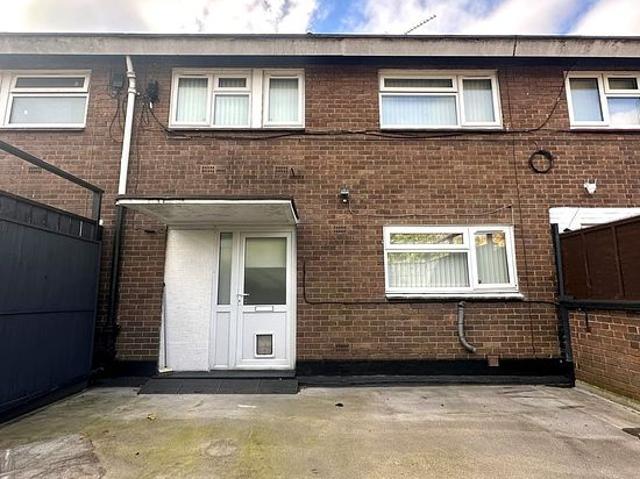 3 bedroom flat in Birmingham