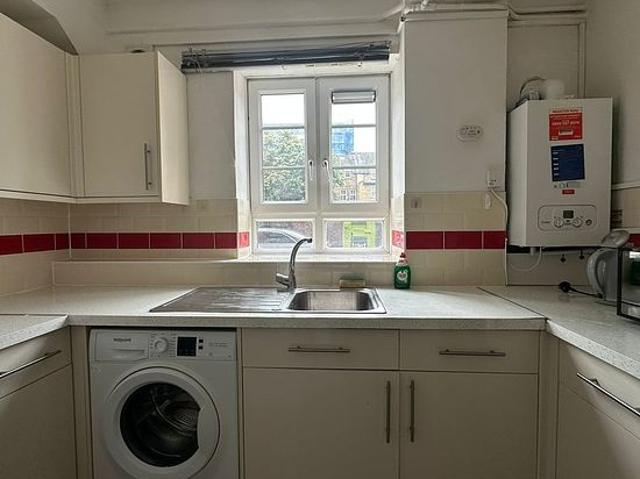 3 bedroom flat in Camden Market
