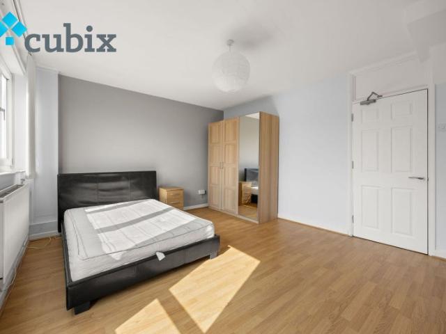 3 bedroom Flat in E2
