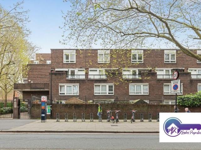 3 Bedroom Flat in Euston Available from January