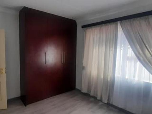 3 Bedroom Flat in Evander