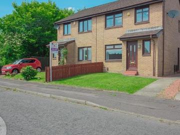 3 bedroom flat in Glasgow