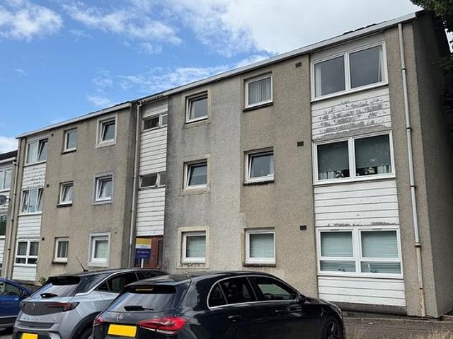 3 bedroom flat in Glasgow