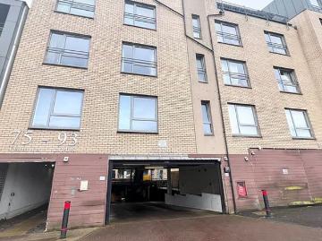 Glasgow, Glasgow and Clyde Valley - Equipped kitchen