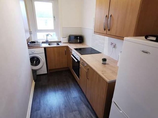 3 bedroom flat in Glasgow