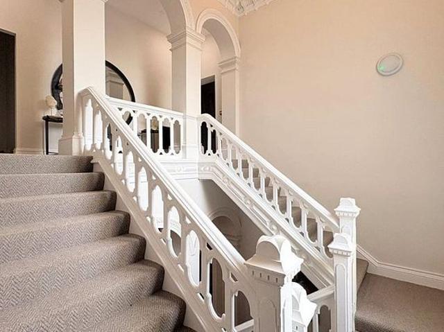 3 bedroom flat in Liverpool