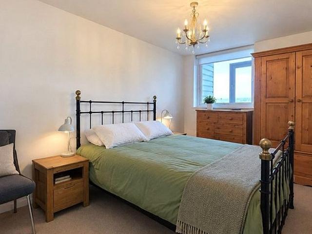 3 bedroom flat in Liverpool