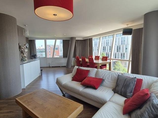 3 bedroom flat in Liverpool