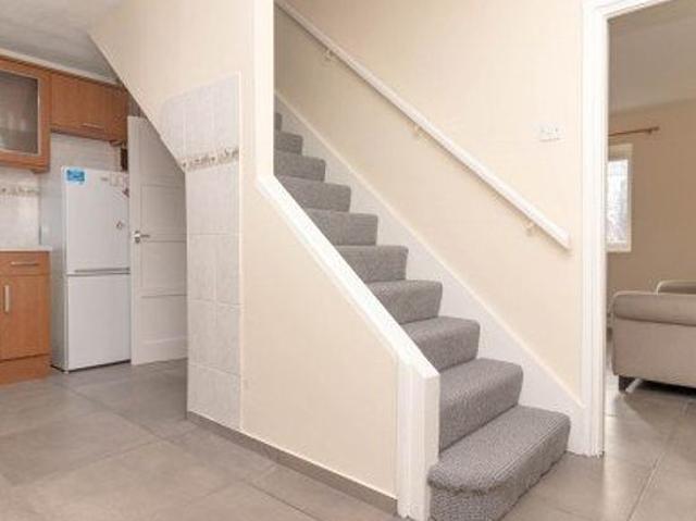 3 bedroom flat in London