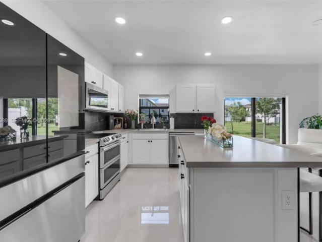 3 bedroom, Florida City FL 33034 105504949