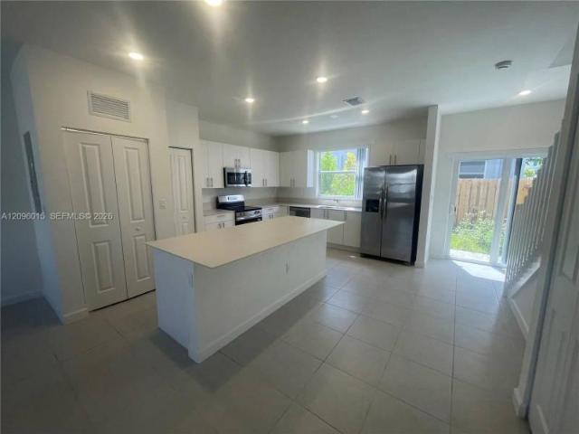 3 bedroom, Florida City FL 33034 106030551