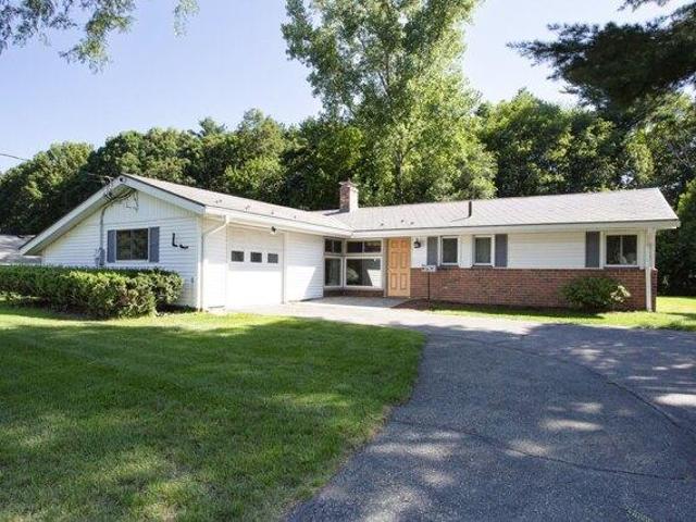 3 bedroom, Framingham MA 01701 105424924