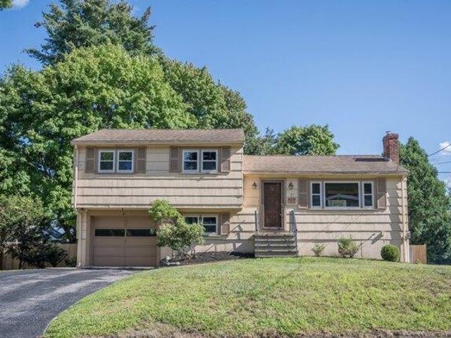 3 bedroom, Framingham MA 01701 105424974