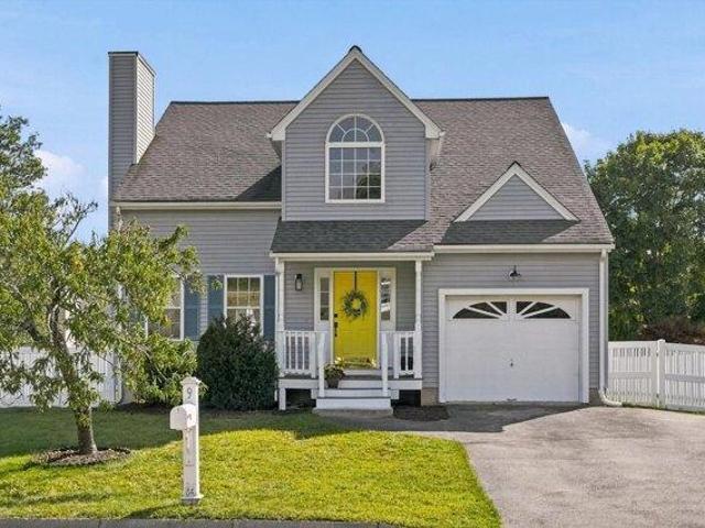 3 bedroom, Franklin MA 02038 105532743