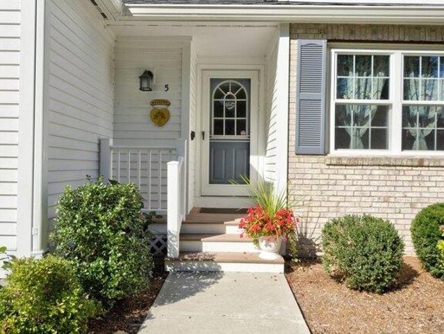 3 bedroom, Franklin MA 02038 105614617