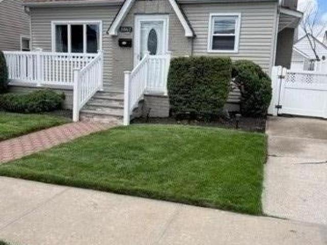 3 bedroom, Franklin Square NY 11010 72692075