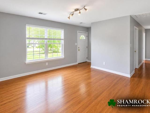 3 bedroom, Frederick MD 21702 106221169