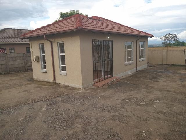 3 Bedroom Freehold To Let in Cosmo City