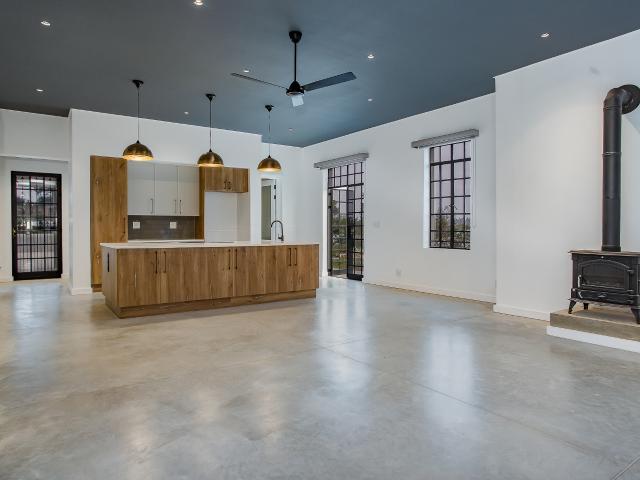3 Bedroom Freehold To Let in Paarl South