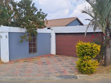 3 Bedroom Freestanding To Let in Windmill Park
