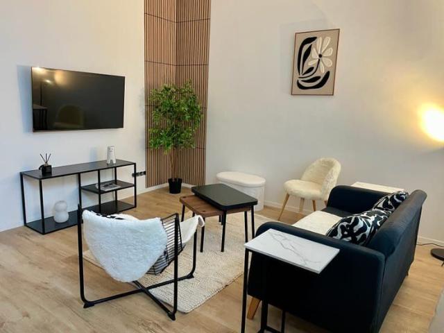 3 bedroom furnished – Ideal for company/shared accomodation