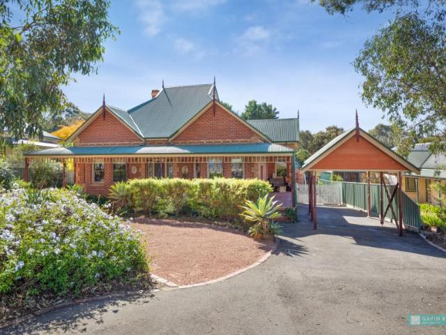 3 Bedroom House Kennington VIC 101669232