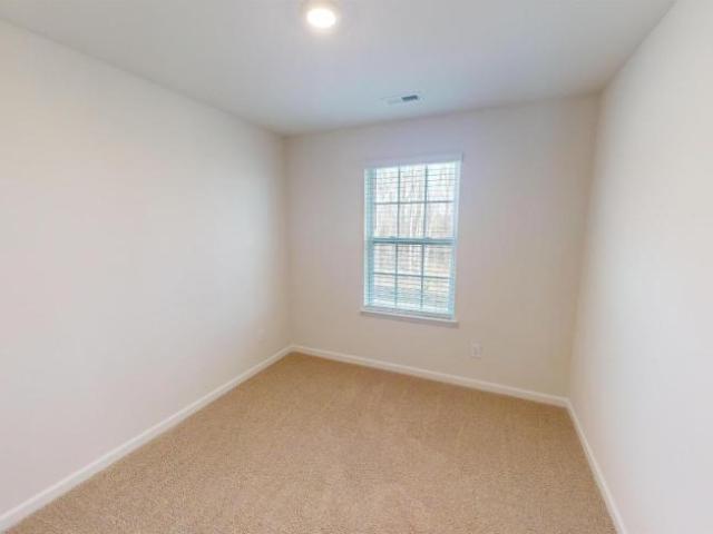 3 bedroom, Kernersville NC 27284 LS105540331