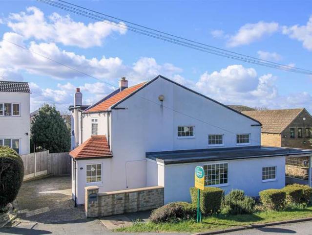 3 Bedroom Detached House