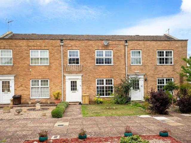 3 Bedroom Terraced House