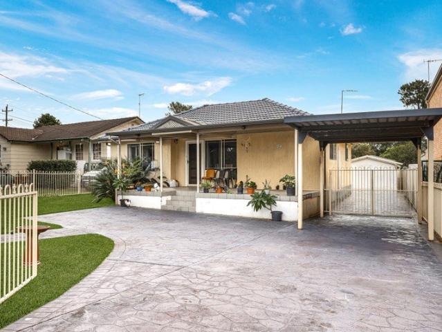 3 BEDROOM HOUSE