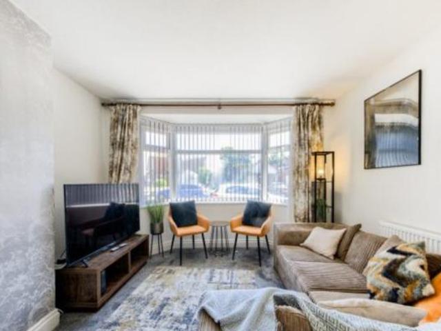 3 Bedroom House Coventry Coventry 65827472