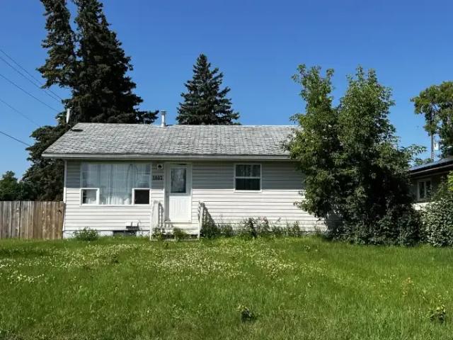 3 Bedroom House Cold Lake AB 104362770